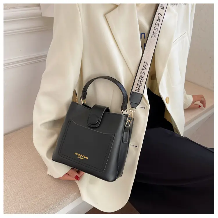 Black Vintage Bucket Bag for Women 2024 New Arrival — feature 22