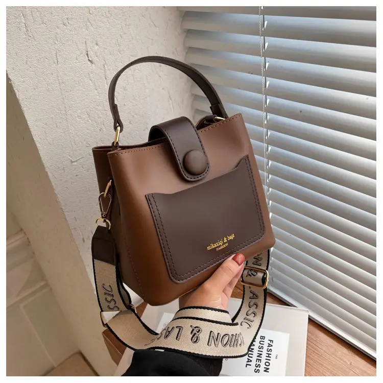 Black Vintage Bucket Bag for Women 2024 New Arrival — feature 25