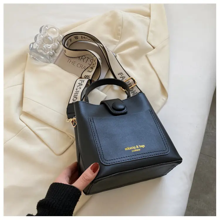 Black Vintage Bucket Bag for Women 2024 New Arrival — feature 29