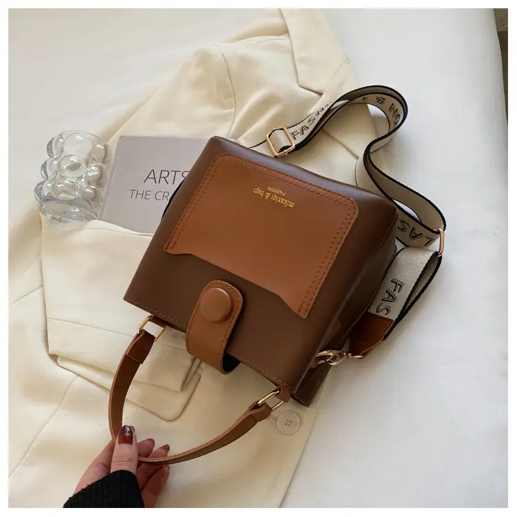 Black Vintage Bucket Bag for Women 2024 New Arrival — feature 34