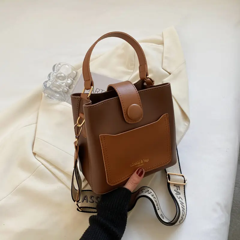 Black Vintage Bucket Bag for Women 2024 New Arrival - Image 2