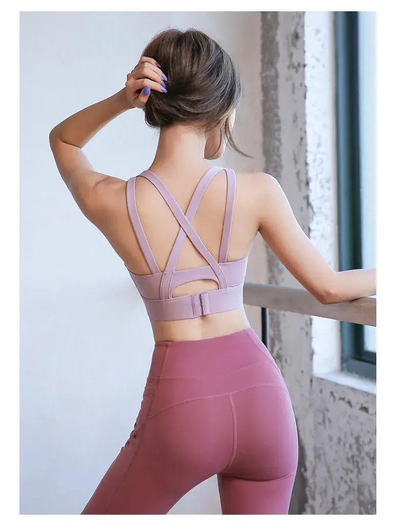 Women's Light Pink Shockproof Yoga Bra Back Outer Wearing Vest — feature 15