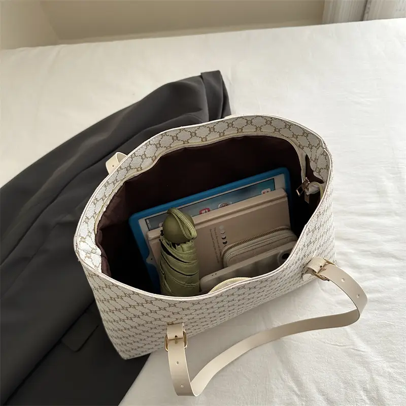 Women's Large Capacity Shoulder Bag Brown Monogram Pattern - Image 8