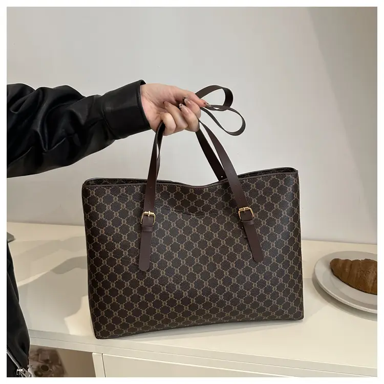 Women's Large Capacity Shoulder Bag Brown Monogram Pattern - Image 3