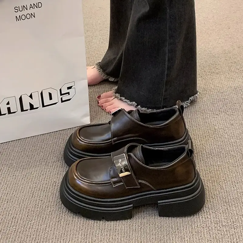 Retro Small Leather Shoes for Women 2025 New Spring and Autum Slip-On Loafers British Style Small Thick-Soled Shoes - Image 2