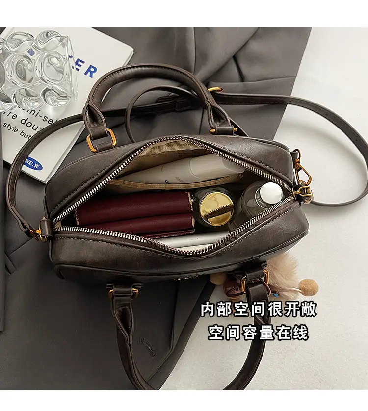 Women's British Retro Shoulder Crossbody Bag Brown 2024 — feature 11