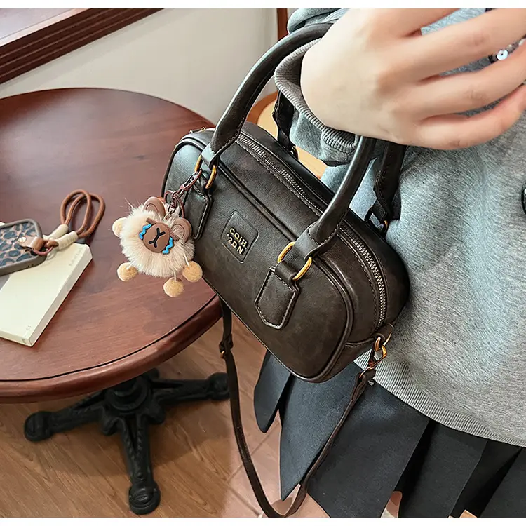 Women's British Retro Shoulder Crossbody Bag Brown 2024 — feature 17
