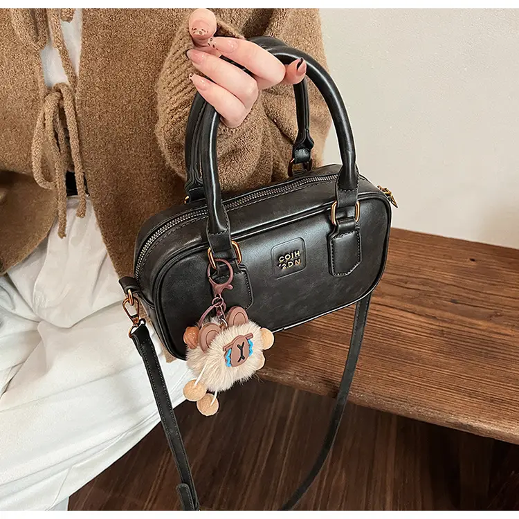 Women's British Retro Shoulder Crossbody Bag Brown 2024 — feature 23