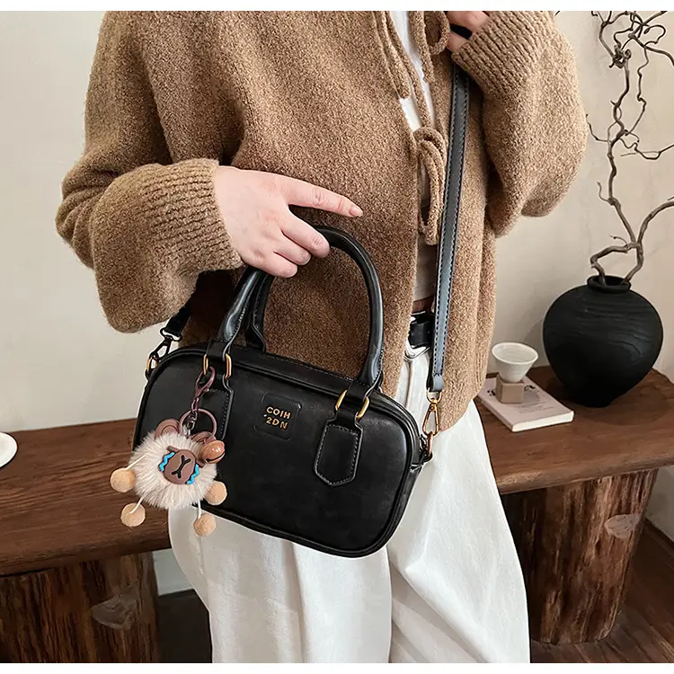 Women's British Retro Shoulder Crossbody Bag Brown 2024 — feature 27