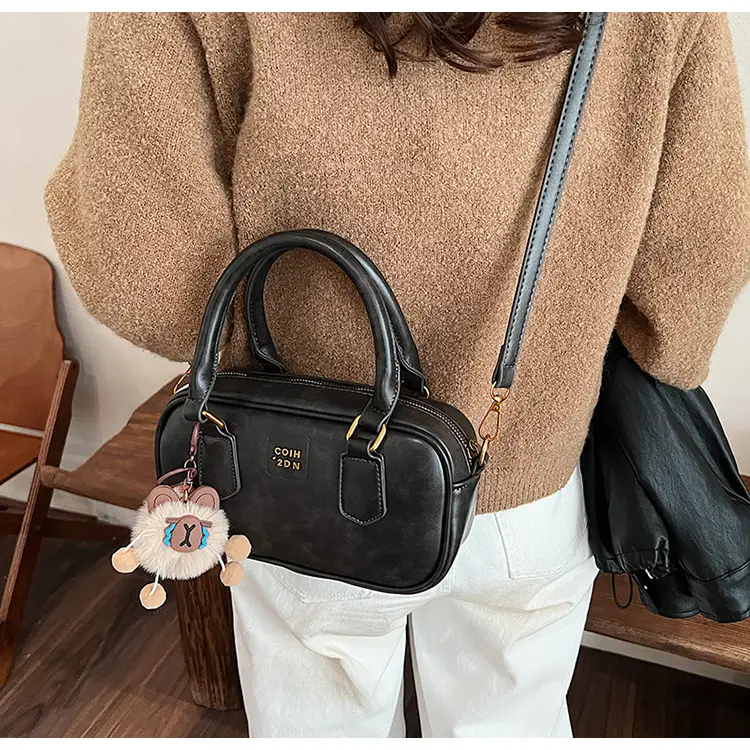 Women's British Retro Shoulder Crossbody Bag Brown 2024 — feature 30