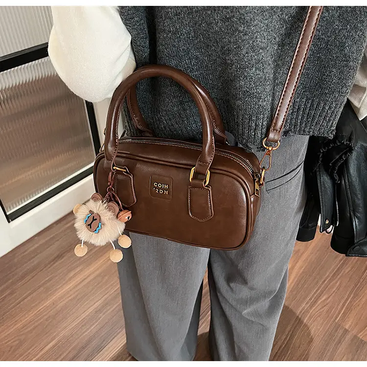 Women's British Retro Shoulder Crossbody Bag Brown 2024 — feature 33