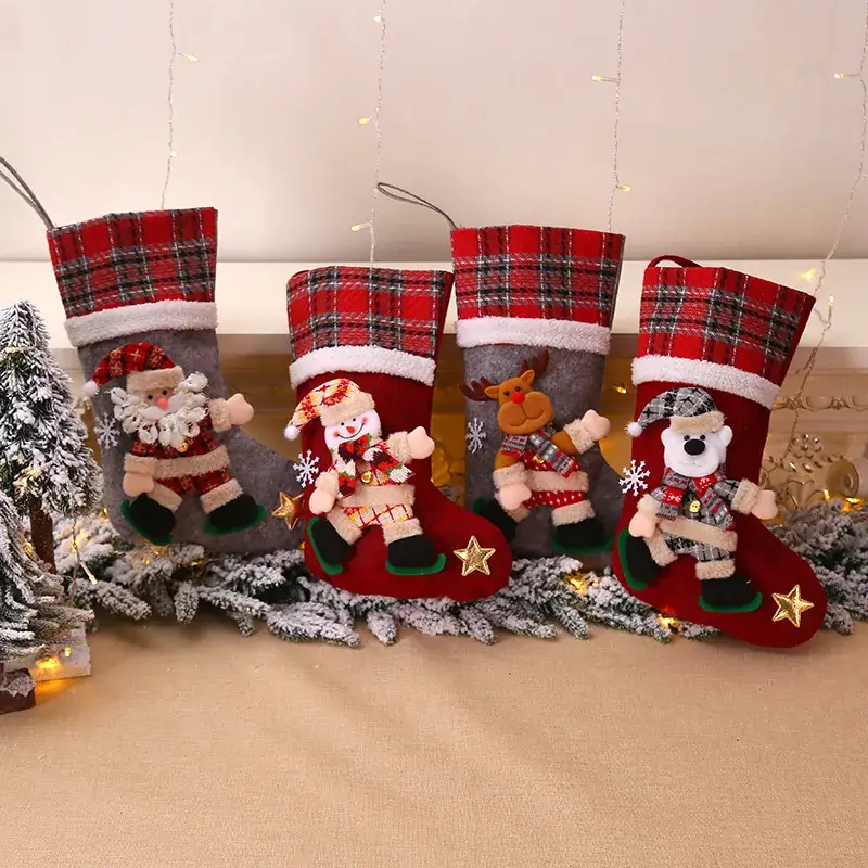 Christmas Plaid Stocking Set for Kids Gift Bag — feature 7