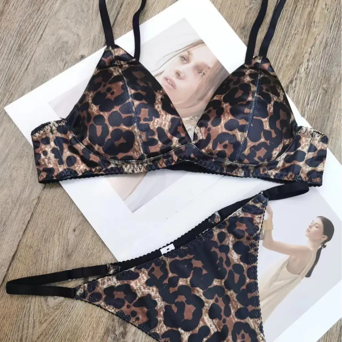 French Triangle Cup Bra Leopard Print No Steel Ring Glow Surface - Image 11