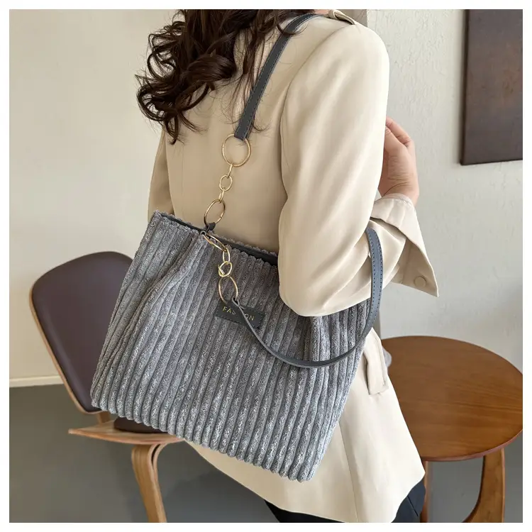 Women's Large Capacity Corduroy Tote Bag Autumn Winter 2024 — feature 36