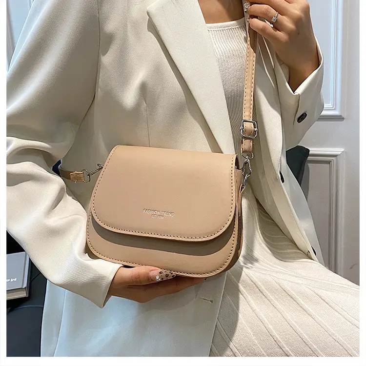 Small Black Shoulder Crossbody Bag for Women 2024 Winter — feature 14
