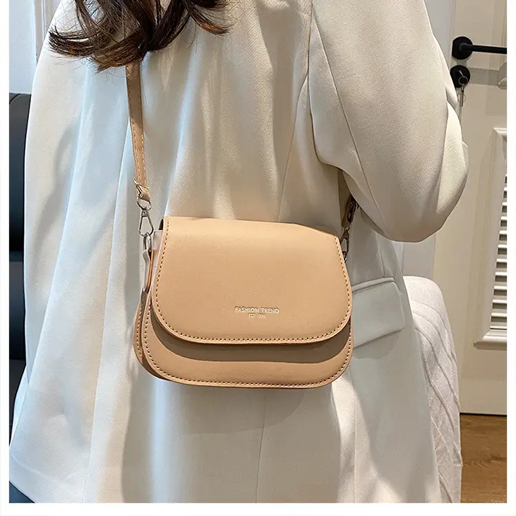 Small Black Shoulder Crossbody Bag for Women 2024 Winter — feature 15