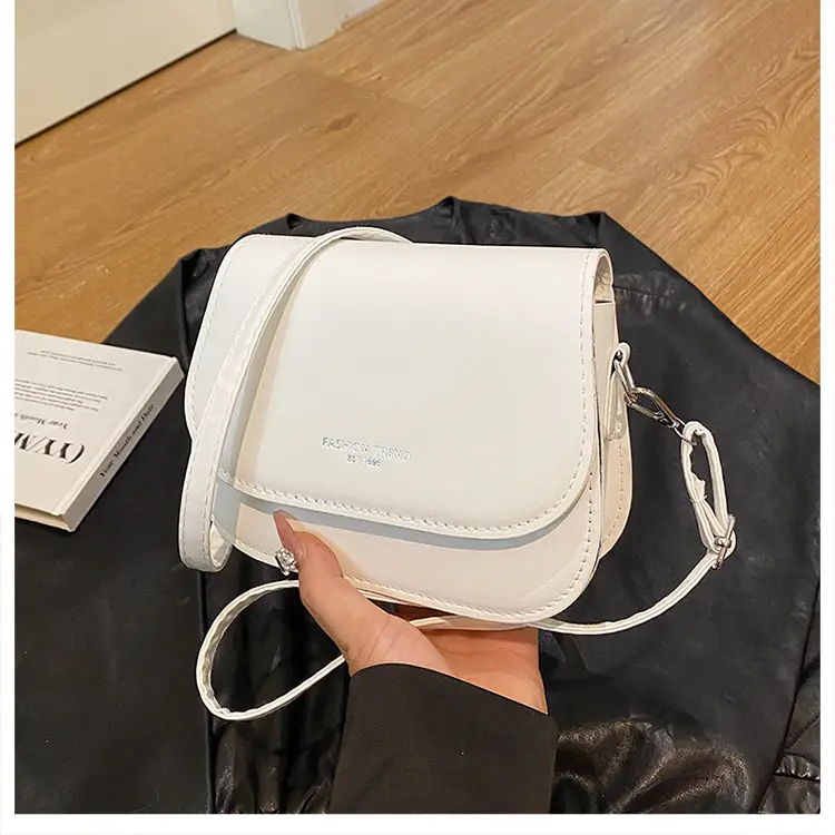 Small Black Shoulder Crossbody Bag for Women 2024 Winter — feature 27