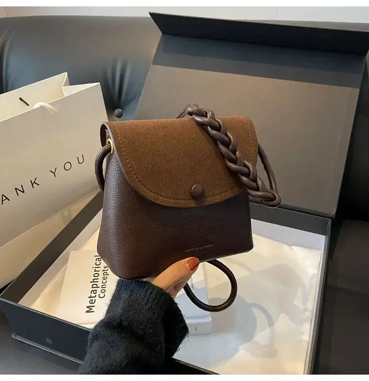 Women's Niche Brown Woven Shoulder Bag 2023 — feature 30