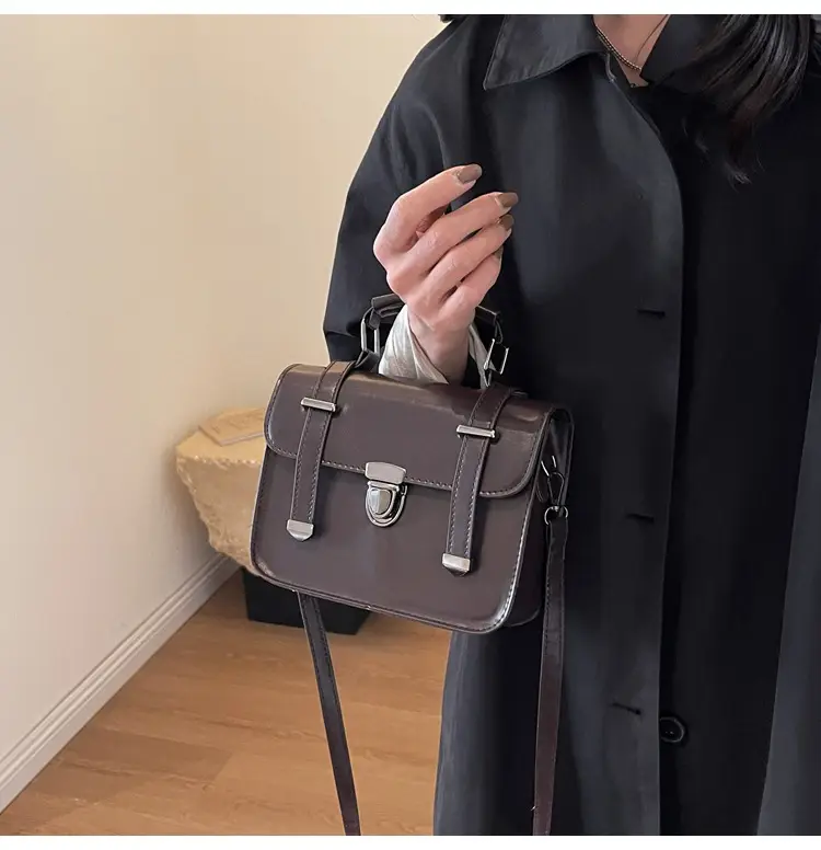Vintage Women's Textured Shoulder Bag Brown 2024 — feature 10