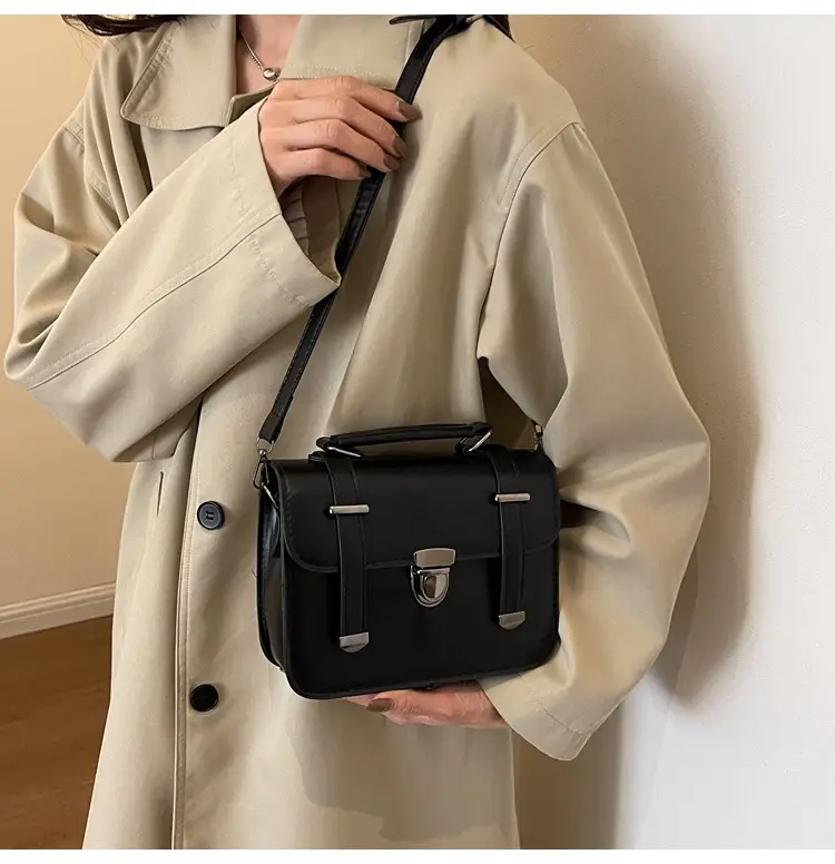 Vintage Women's Textured Shoulder Bag Brown 2024 — feature 17