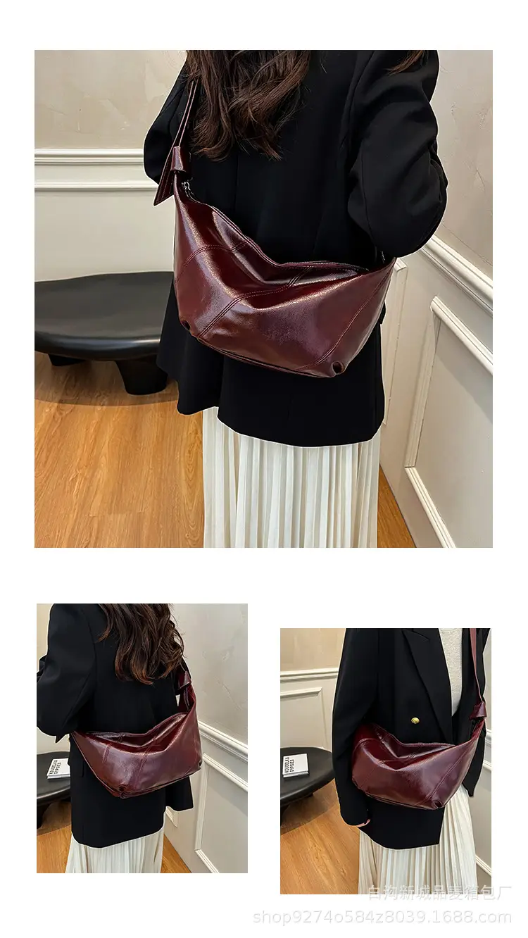 Women's Brown Croc Texture Shoulder Bag 2026 — feature 5