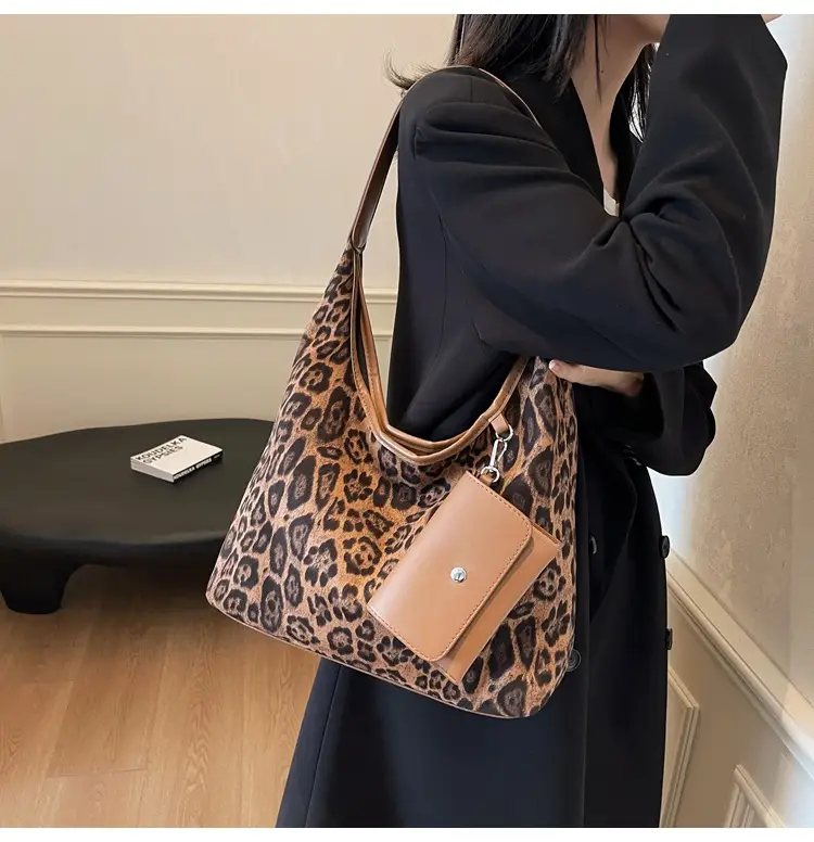 Leopard Print Large Shoulder Bag Women 2024 Winter — feature 8