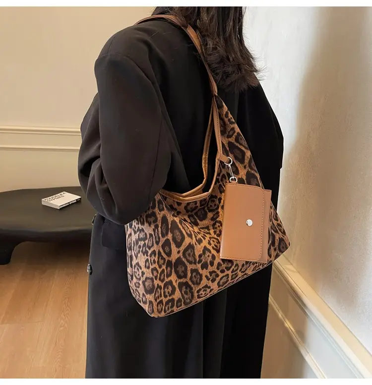 Leopard Print Large Shoulder Bag Women 2024 Winter — feature 9