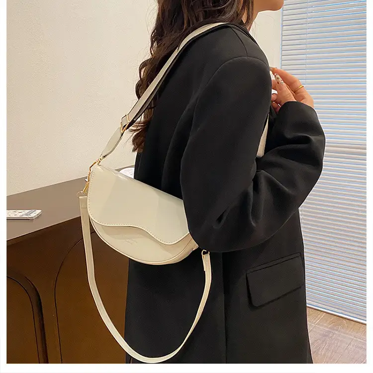 Black Textured Crossbody Bag for Women 2024 — feature 17