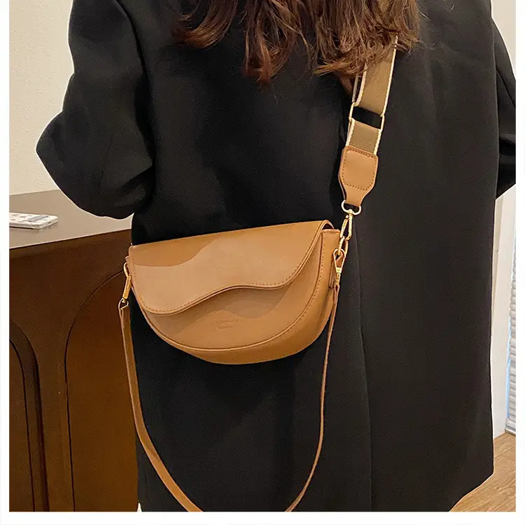 Black Textured Crossbody Bag for Women 2024 — feature 18