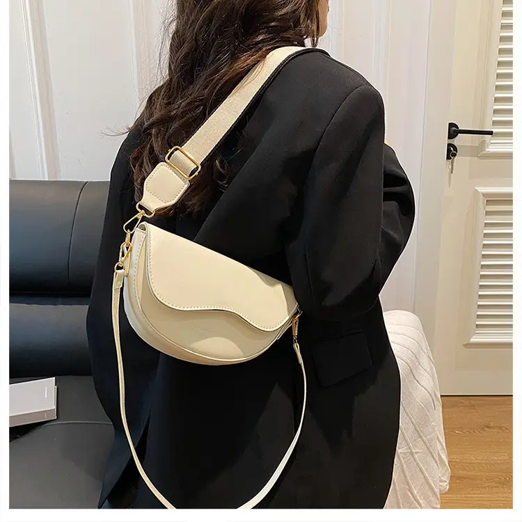 Black Textured Crossbody Bag for Women 2024 — feature 26