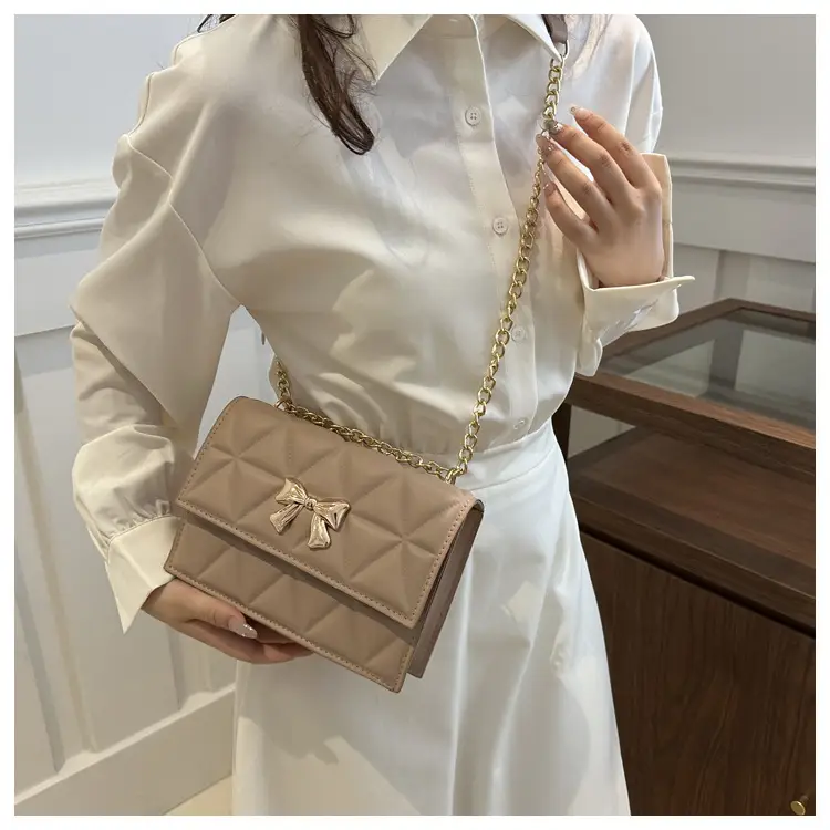 Pink Quilted Chain Shoulder Bag for Women 2025 — feature 14