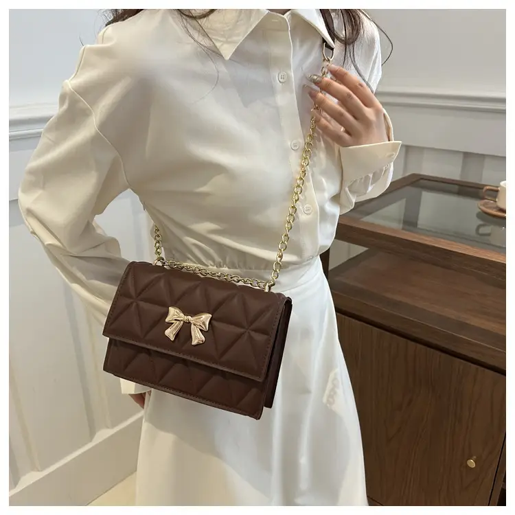 Pink Quilted Chain Shoulder Bag for Women 2025 — feature 17