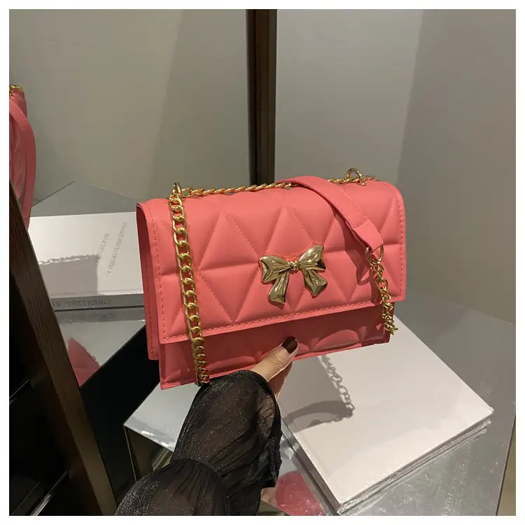 Pink Quilted Chain Shoulder Bag for Women 2025 — feature 22