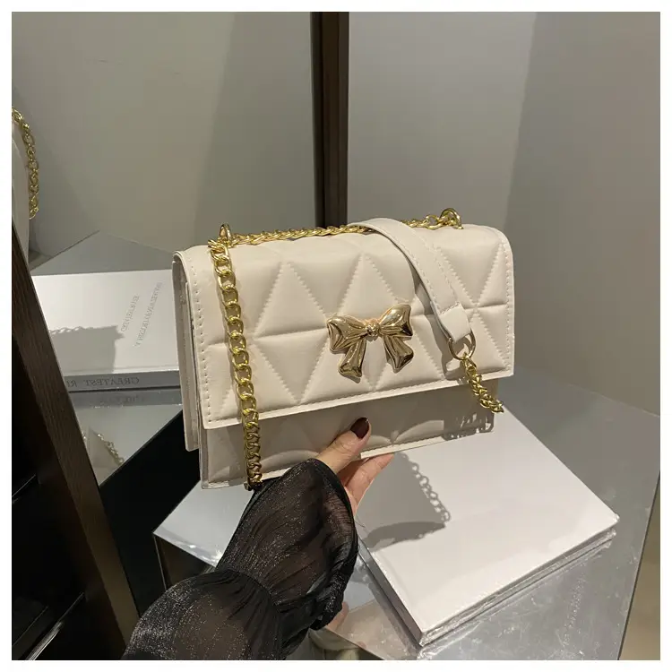 Pink Quilted Chain Shoulder Bag for Women 2025 — feature 24