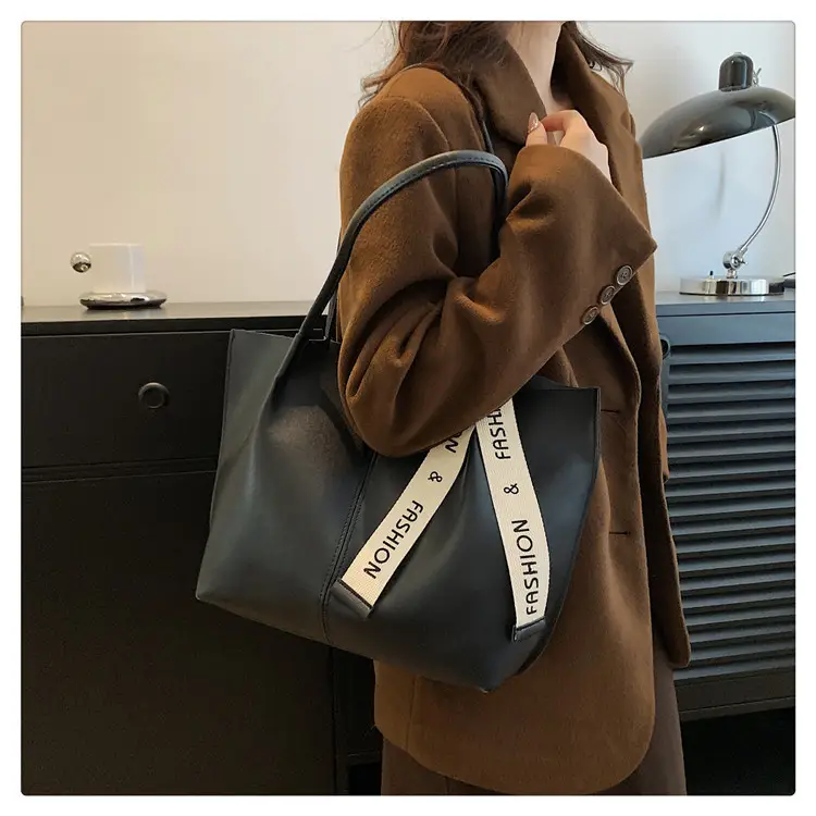 Large Capacity Women's Brown Shoulder Tote Bag — feature 18