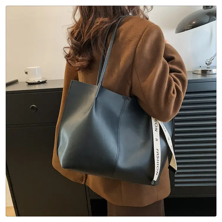 Large Capacity Women's Brown Shoulder Tote Bag — feature 23