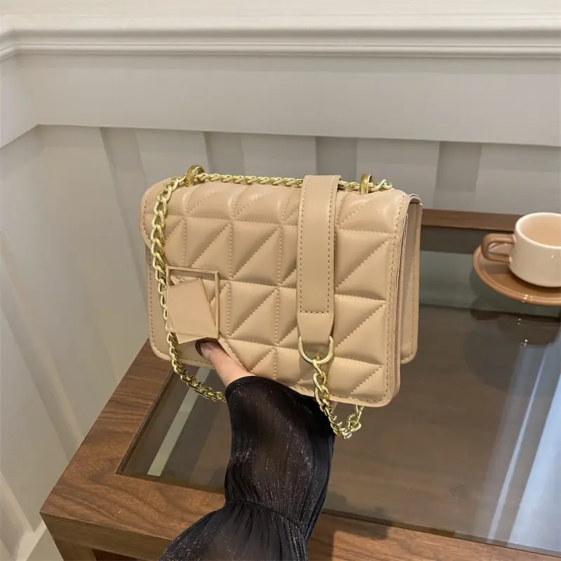Black Quilted Chain Crossbody Bag for Women - Image 6