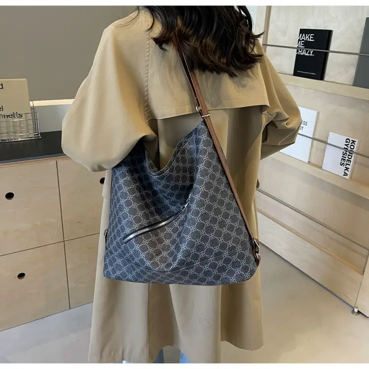 French Style Women's Grey Crossbody Tote Bag 2024 — feature 15