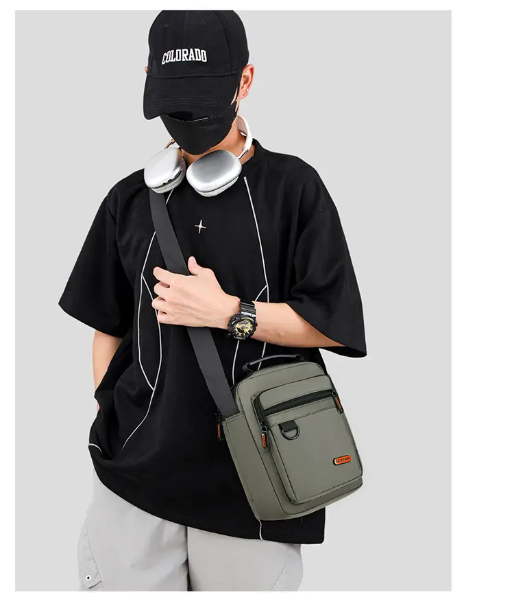 Men's Oxford Cloth Shoulder Bag Black 2024 — feature 14