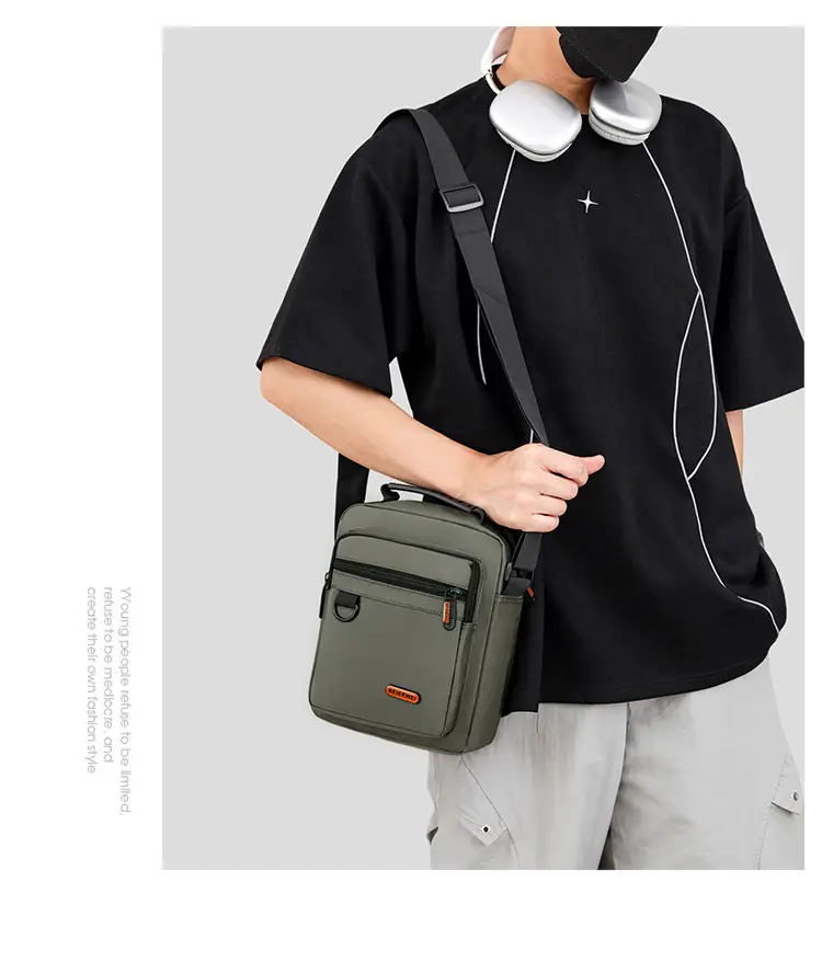 Men's Oxford Cloth Shoulder Bag Black 2024 — feature 15
