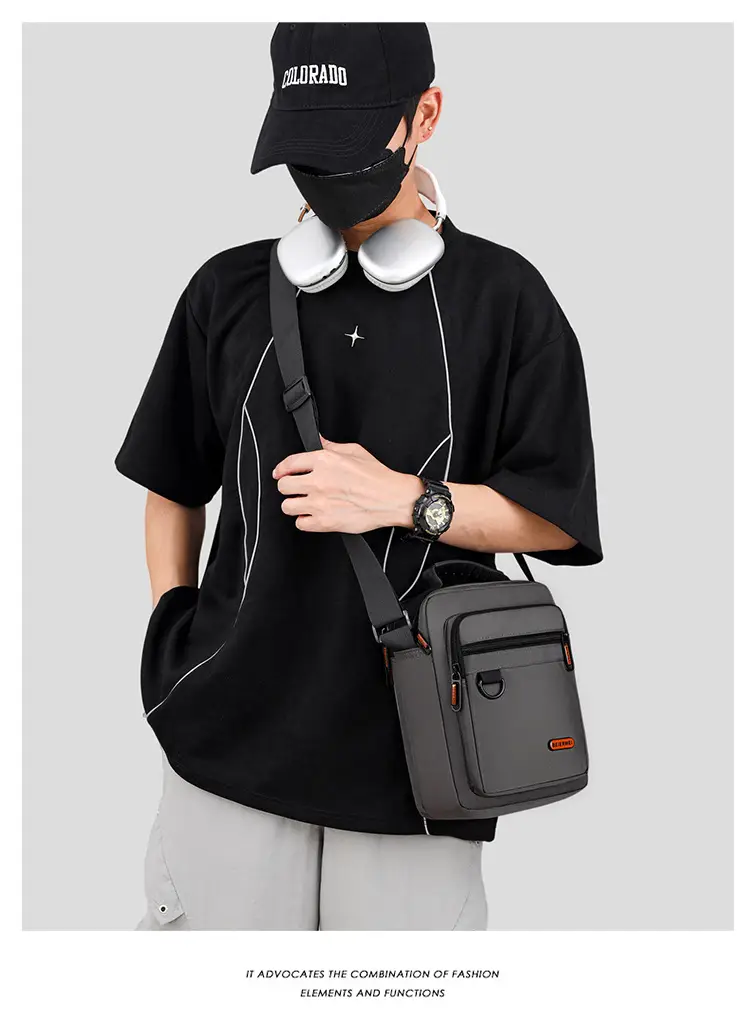 Men's Oxford Cloth Shoulder Bag Black 2024 — feature 18