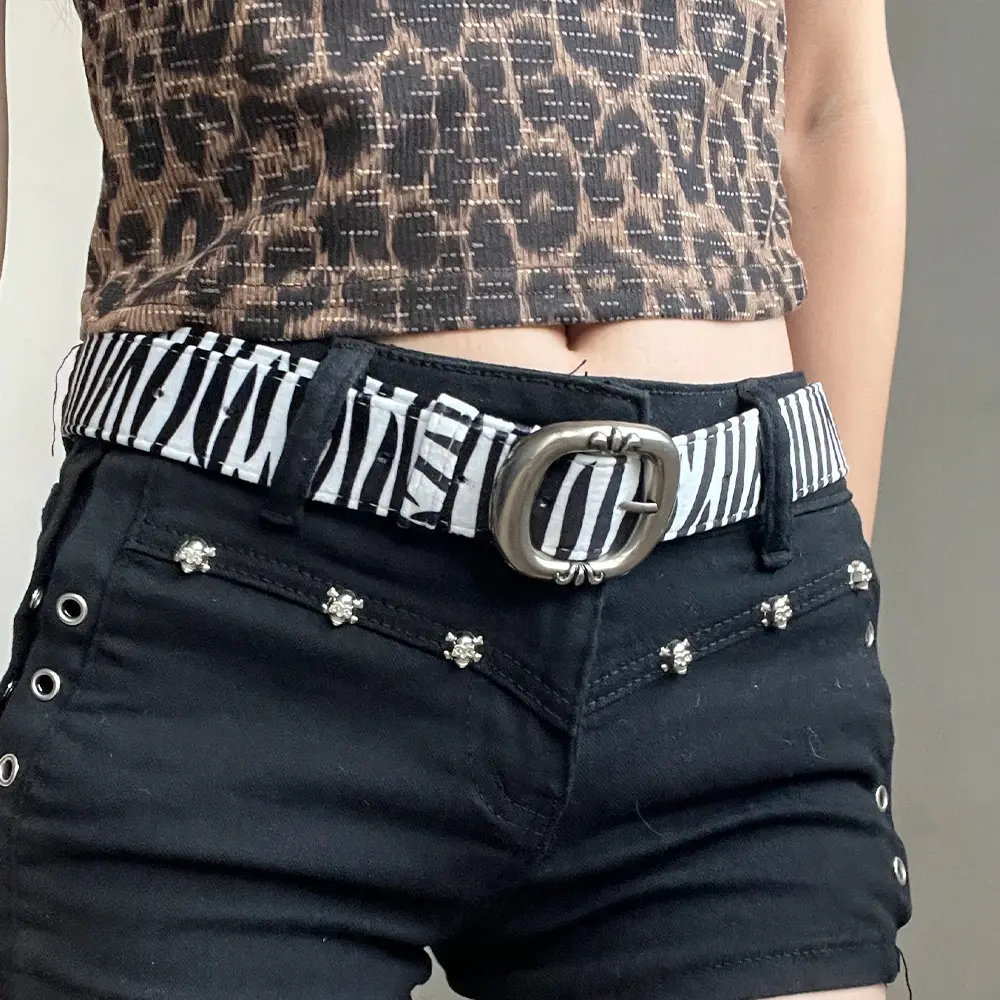 Punk Leopard Belt for Women Retro Niche Design - Image 7