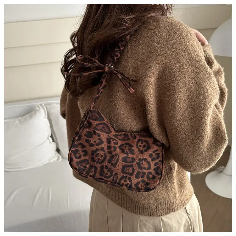 Leopard Print Shoulder Bag Brown 2024 Autumn Winter — feature 14