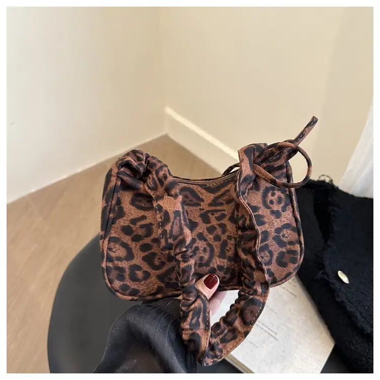 Leopard Print Shoulder Bag Brown 2024 Autumn Winter — feature 16