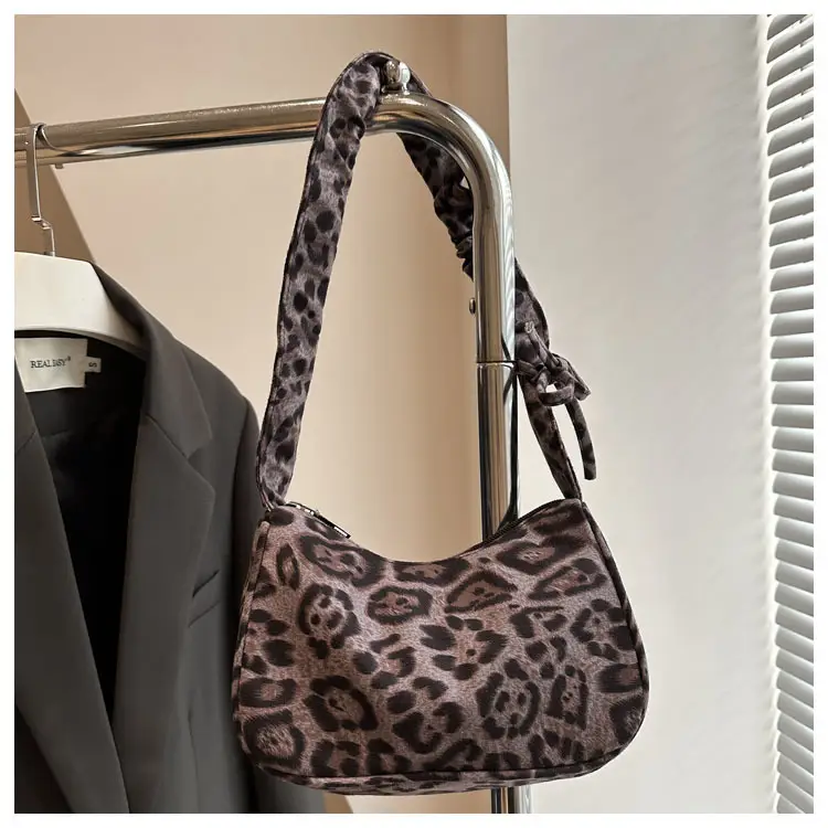Leopard Print Shoulder Bag Brown 2024 Autumn Winter — feature 17