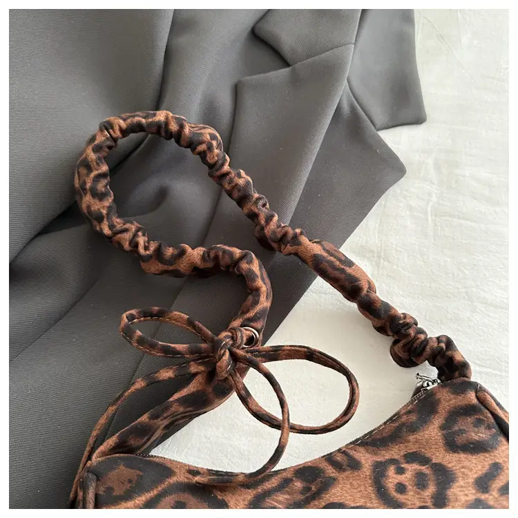 Leopard Print Shoulder Bag Brown 2024 Autumn Winter — feature 6