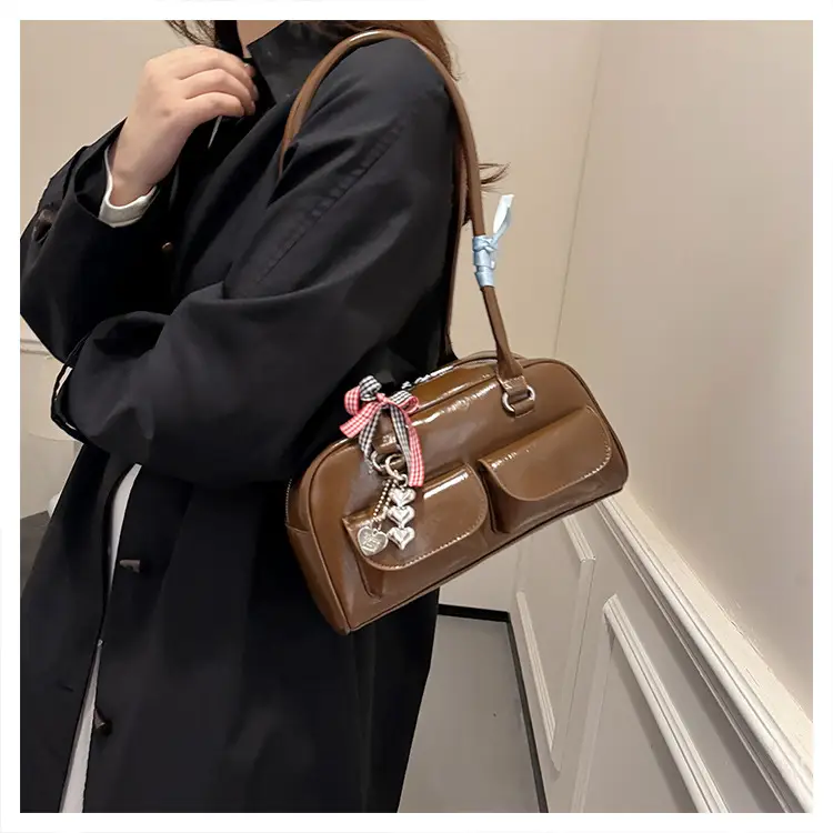 Black Leather Underarm Pillow Bag for Women 2024 — feature 19