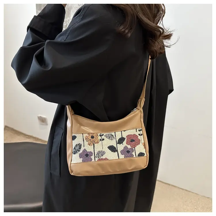 Western-style PU Stitching Canvas Shoulder Bag with Floral Print — feature 13