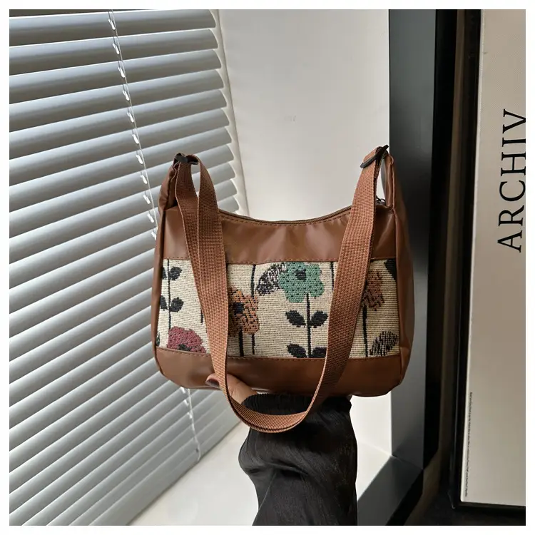 Western-style PU Stitching Canvas Shoulder Bag with Floral Print — feature 21