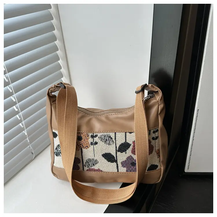 Western-style PU Stitching Canvas Shoulder Bag with Floral Print - Image 2